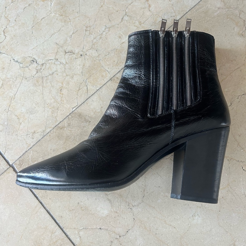 Saint Laurent Paris Black Leather Boots with Zipper Detail - Picture 7 of 16